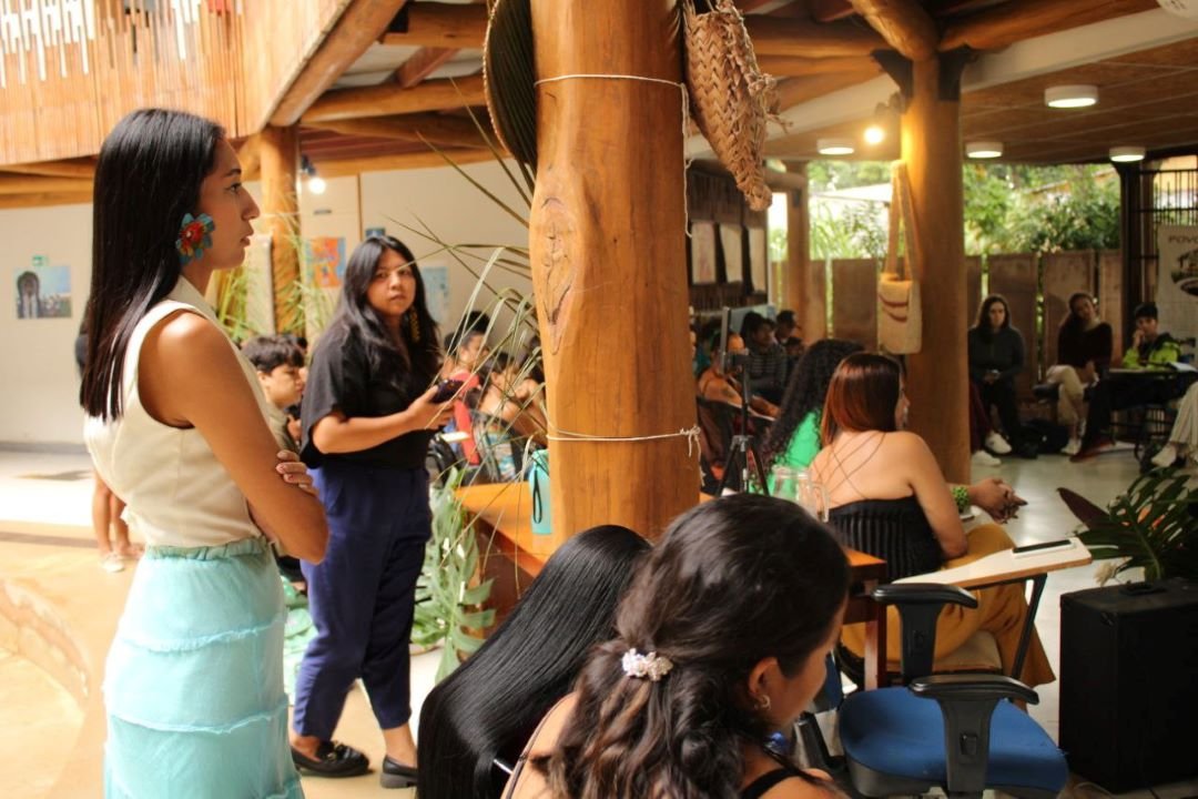 Cultura e identidade dos estudantes indígenas no ambiente acadêmico