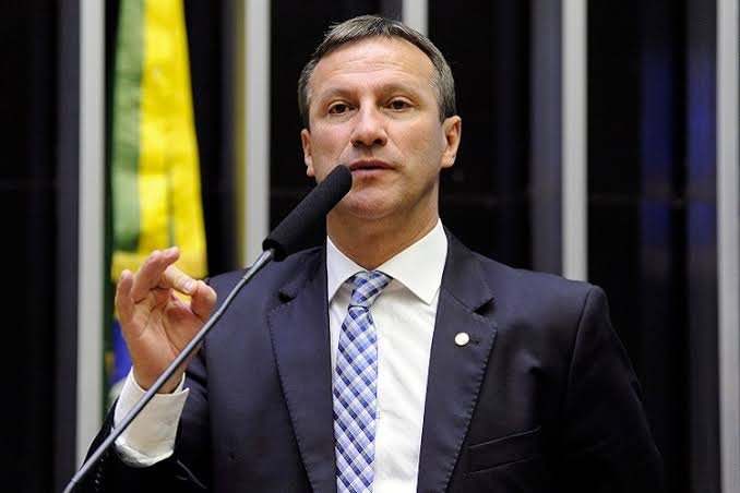 Deputado propõe projeto para restringir poder de polícia da Funai